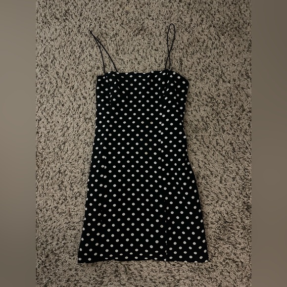⚪️URBAN OUTFITTERS | Josephine Polka Dot Bungee Mini Dress⚪️ - Picture 2 of 5